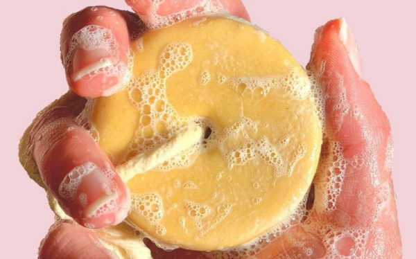 Scopriamo insieme quali sono le migliori marche di cosmetici solidi italiani e dove trovarli. Acquista subito su primobio.live.