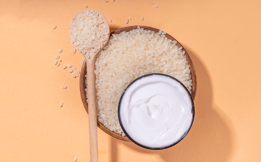 Crema viso con Riso: ecco a cosa serve e quale scegliere